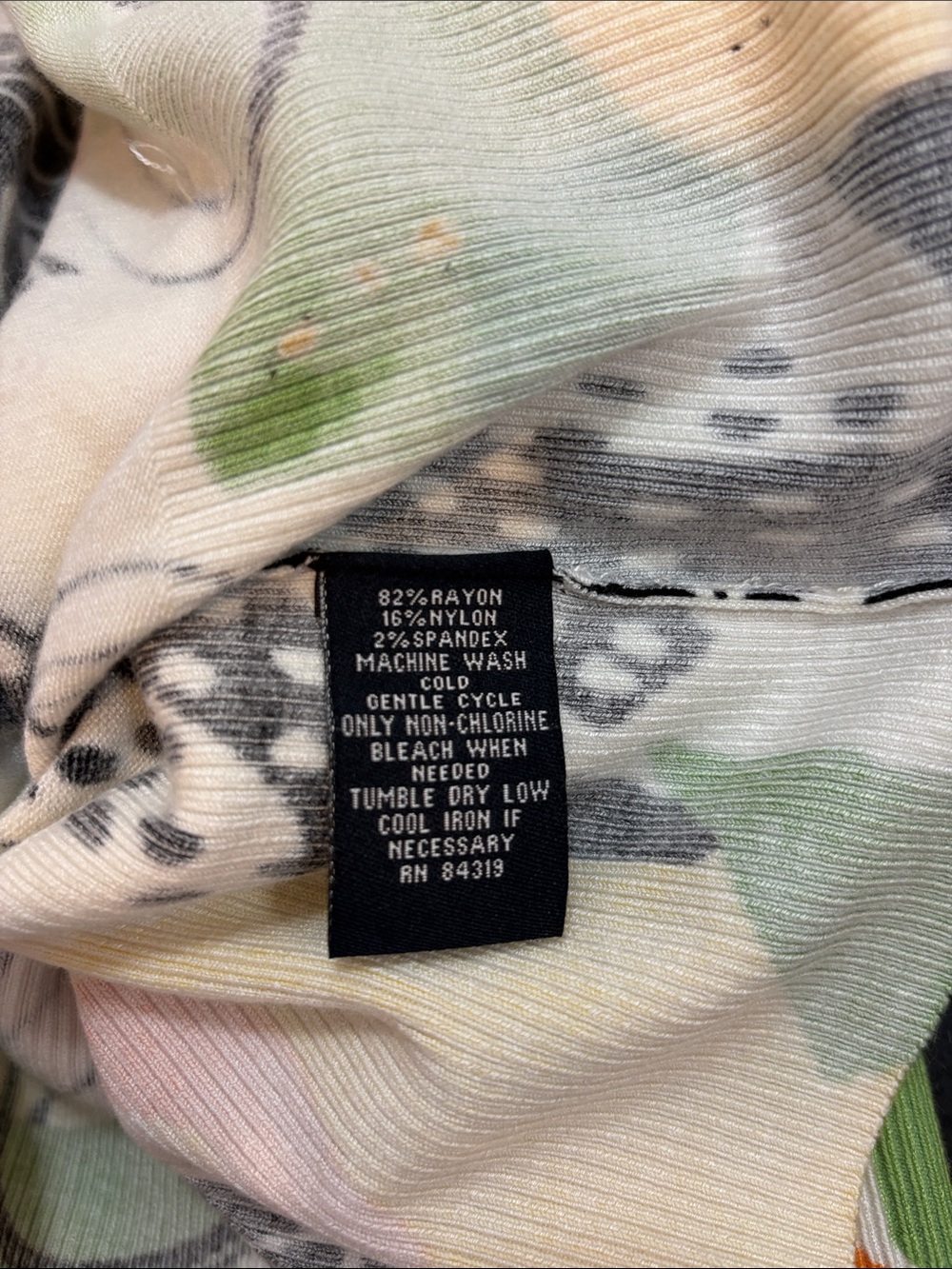 NWOT Colorful Floral Button-Front Cardigan - Multicolor - Picture 6 of 6